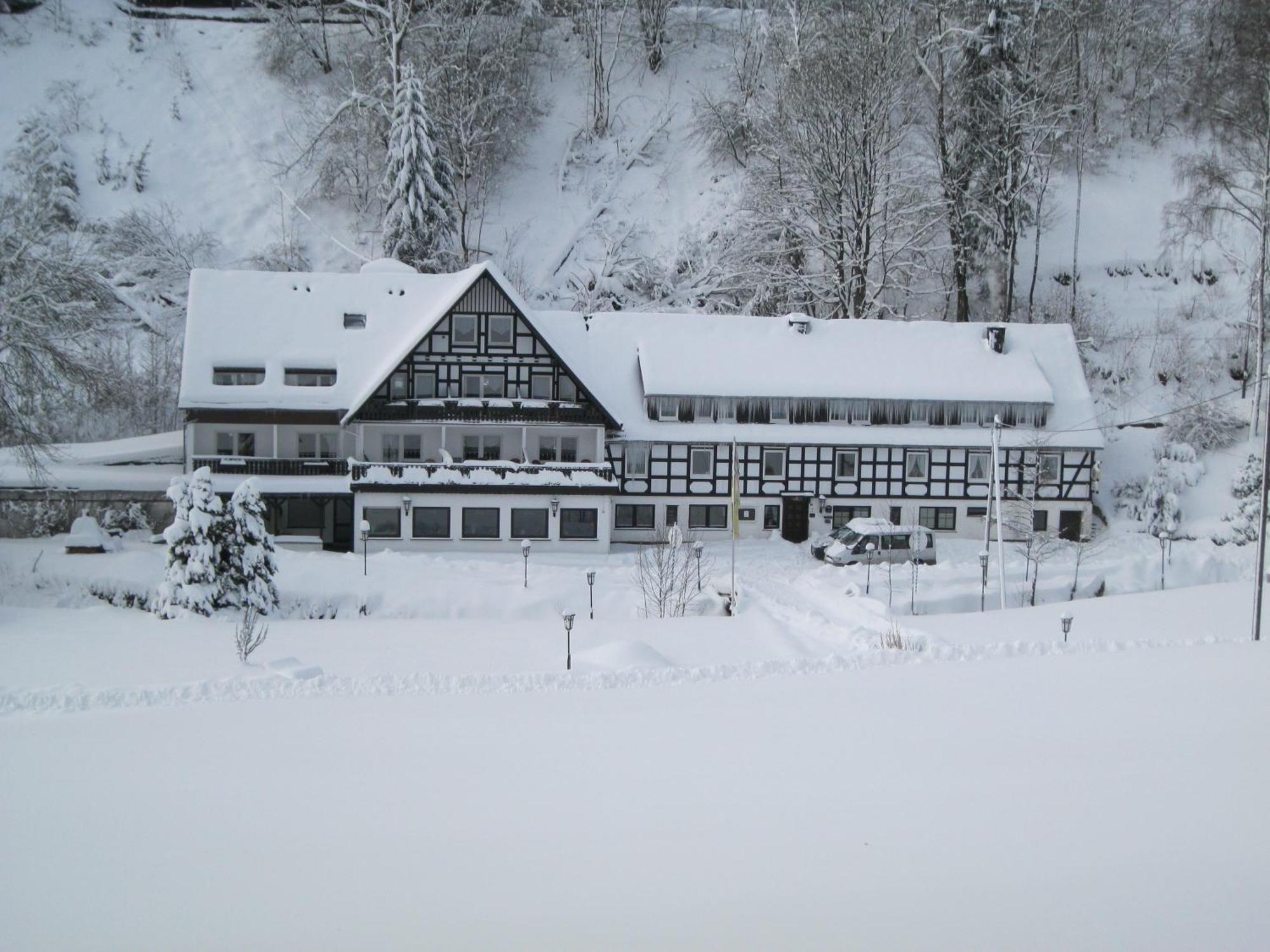 Tommes Gaestehaus Zur Muehle Schmallenberg Ngoại thất bức ảnh